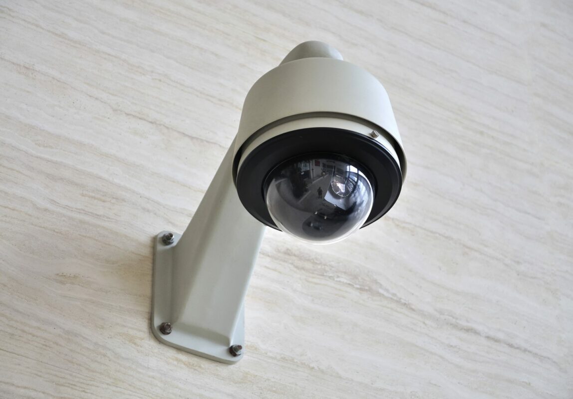 Connected camera: your home under surveillance